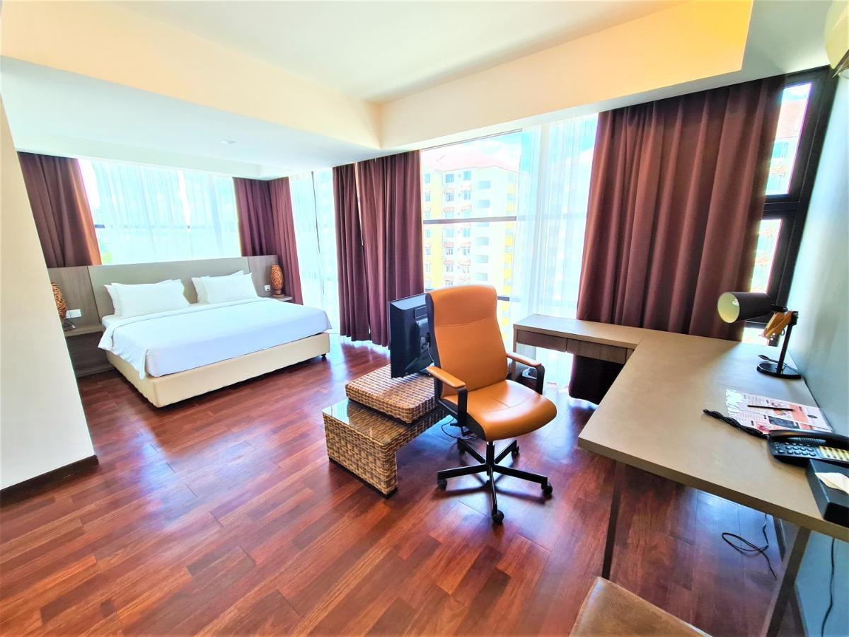 Nexus Regency Suites & Hotel Subang Jaya Exterior foto