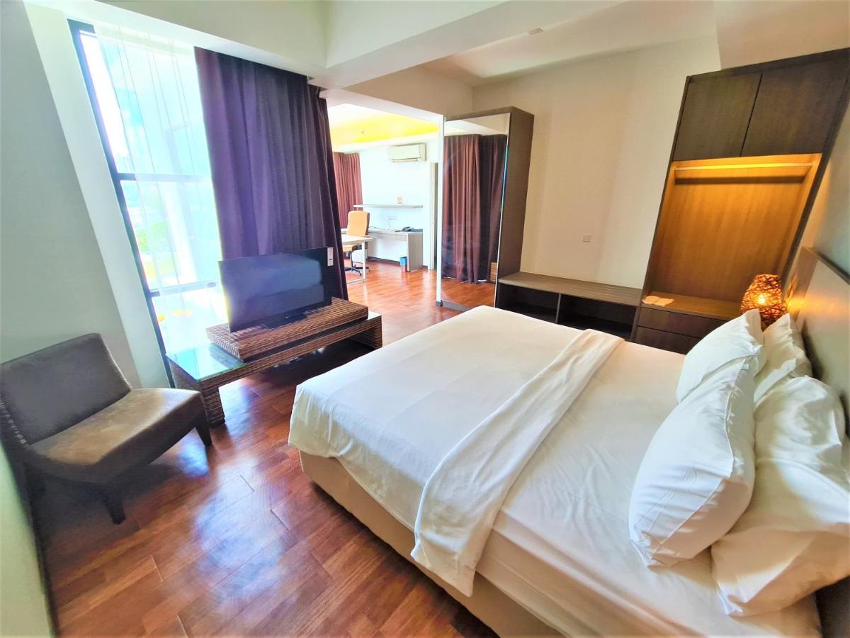Nexus Regency Suites & Hotel Subang Jaya Exterior foto