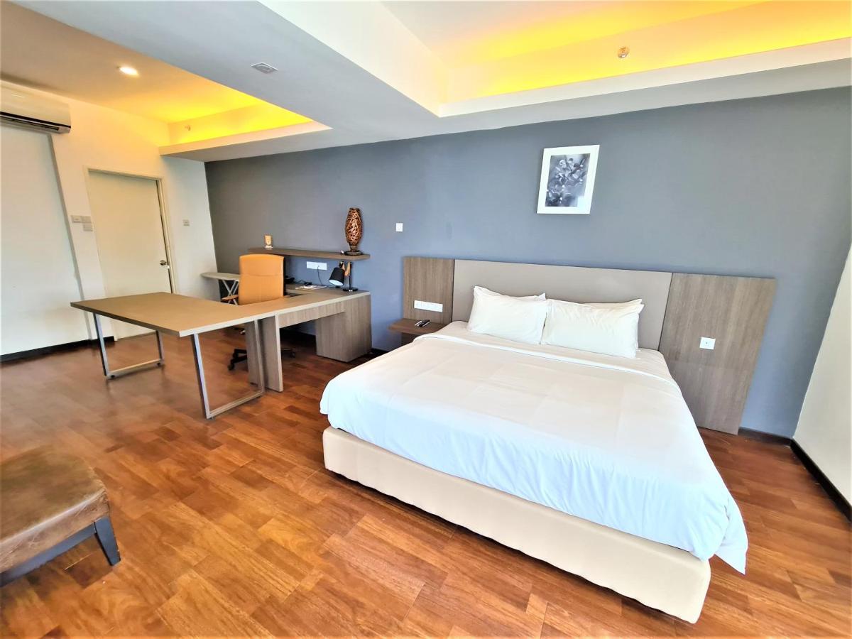 Nexus Regency Suites & Hotel Subang Jaya Exterior foto