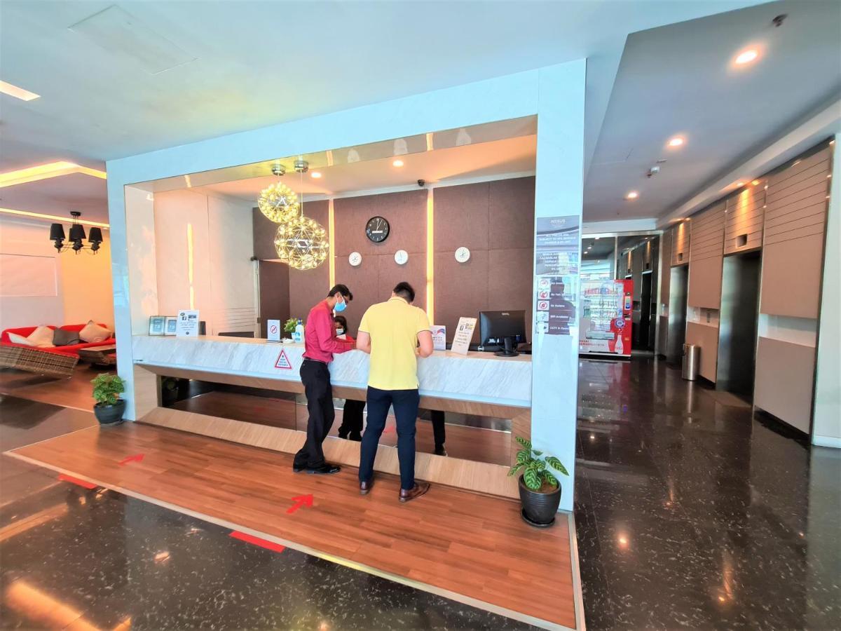 Nexus Regency Suites & Hotel Subang Jaya Exterior foto