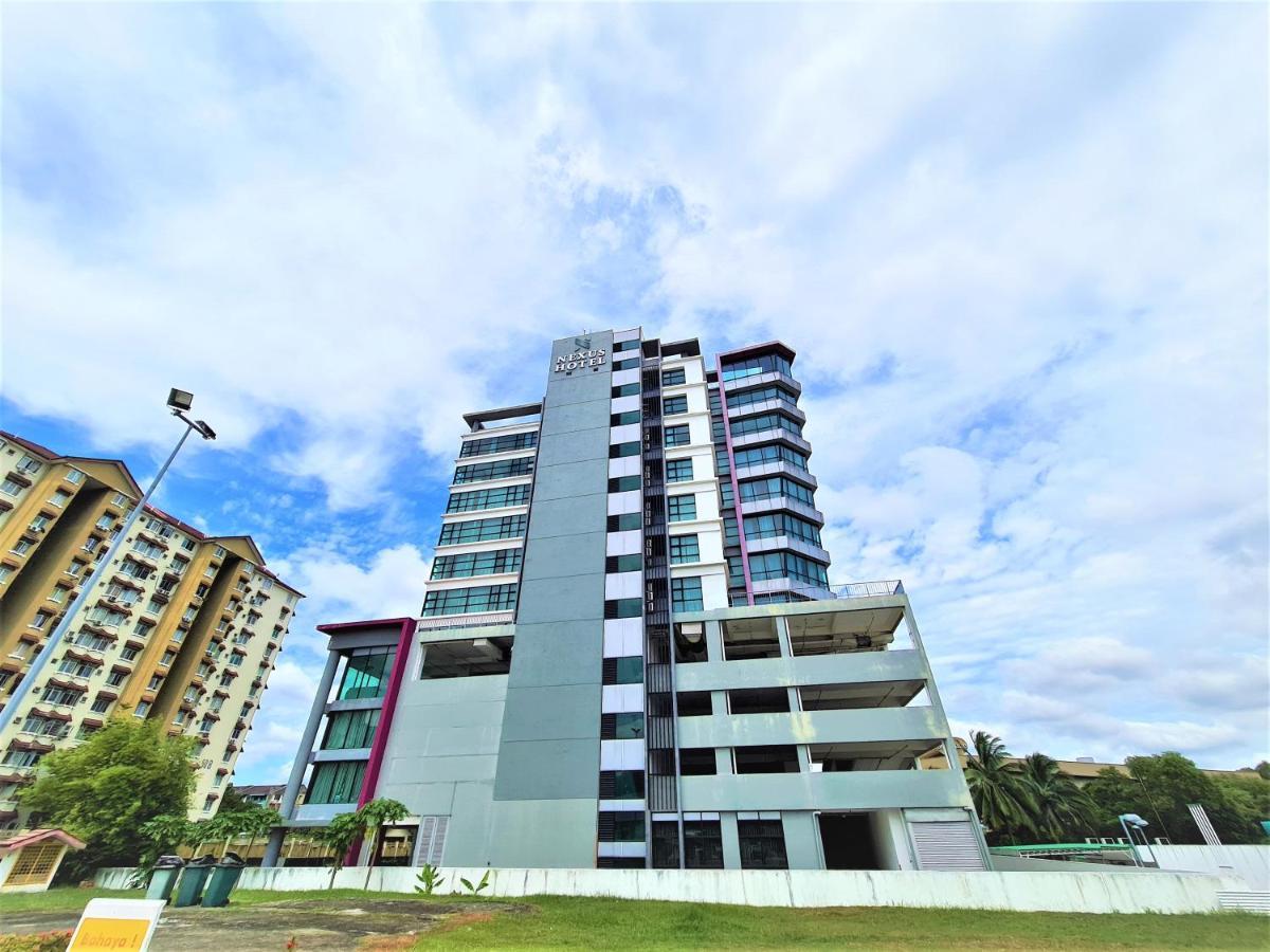 Nexus Regency Suites & Hotel Subang Jaya Exterior foto