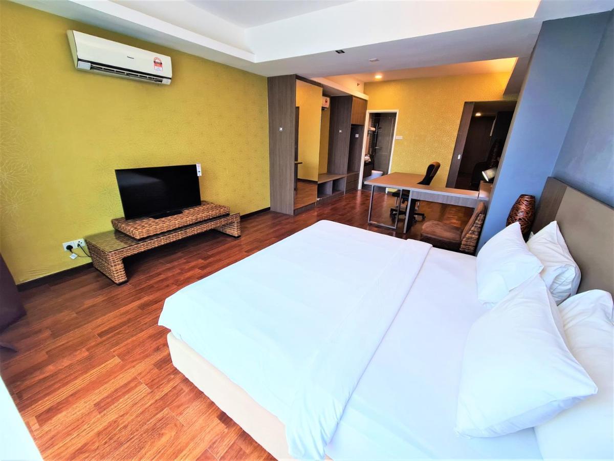 Nexus Regency Suites & Hotel Subang Jaya Exterior foto