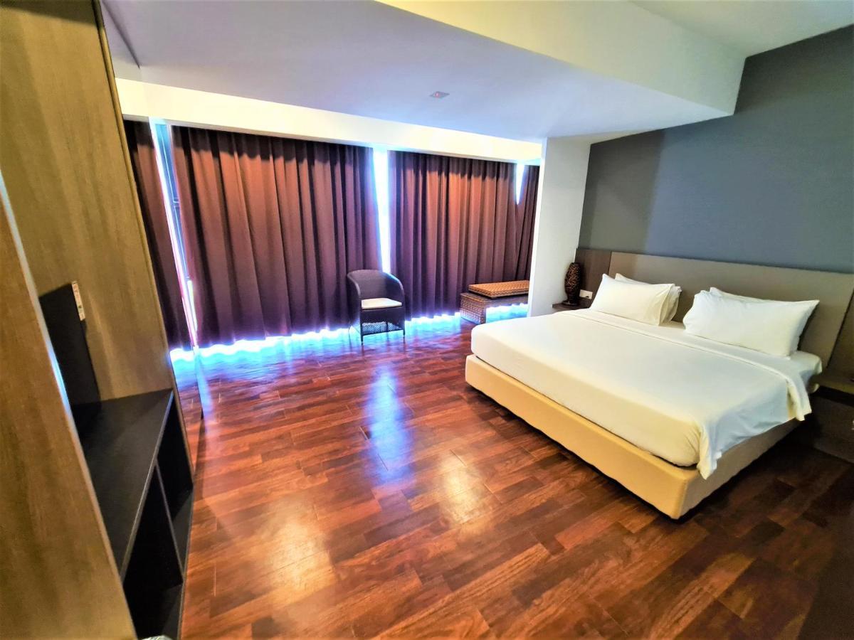 Nexus Regency Suites & Hotel Subang Jaya Exterior foto