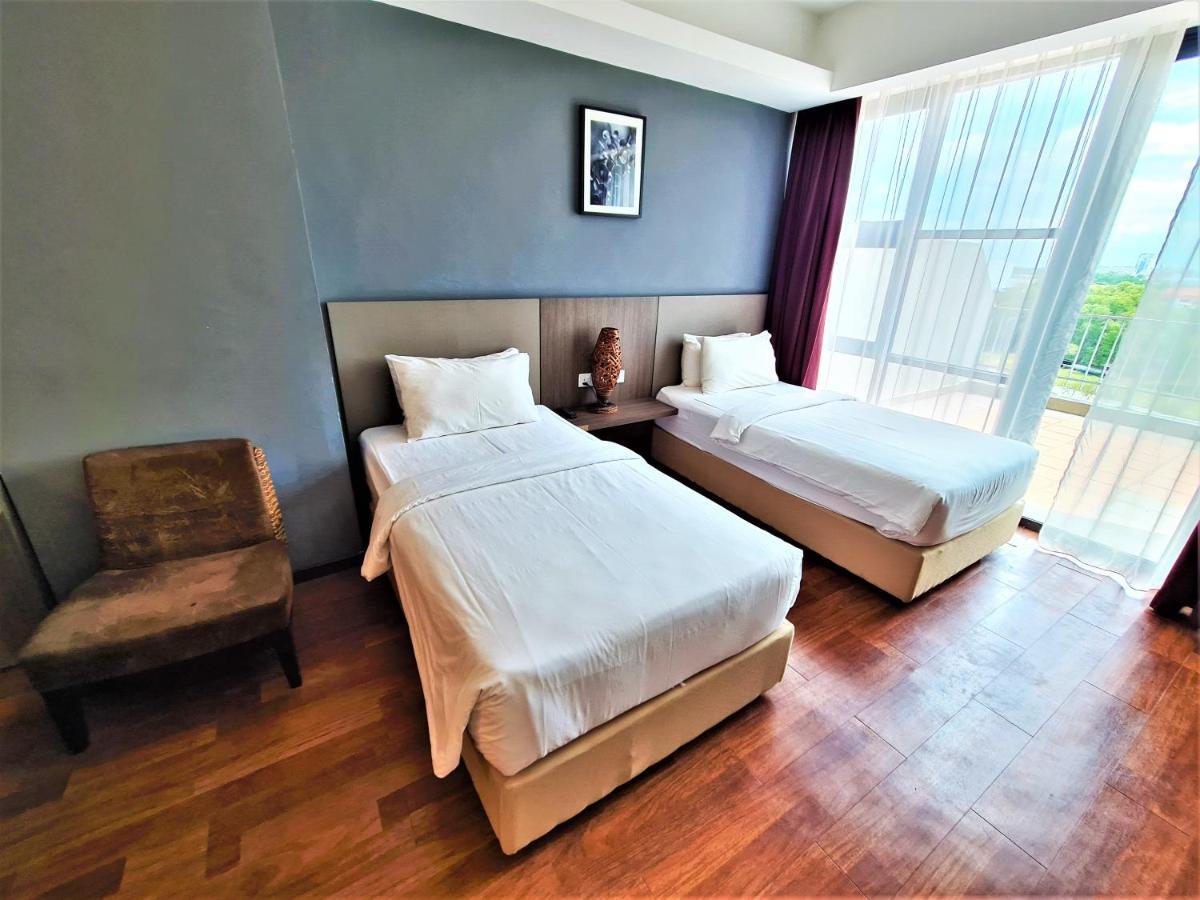 Nexus Regency Suites & Hotel Subang Jaya Exterior foto